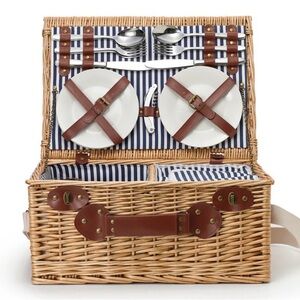 Great Valentines Day Gift! Thaynards Picnic Basket Set with Cutlery and Glasses💕